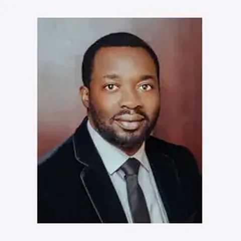 Dr Akinseye Olowu