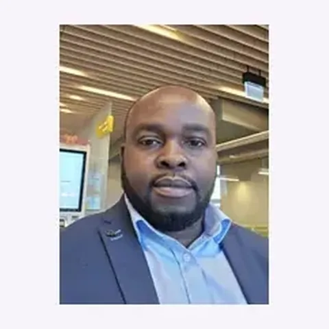 Dr Kazeem Oseni